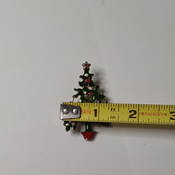 Green, Red, And White Christmas Tree Brooch - Picture 7 of 9